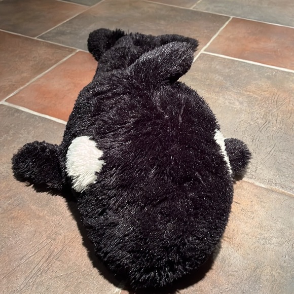 30” Whale stuffed animal toy - Picture 2 of 8